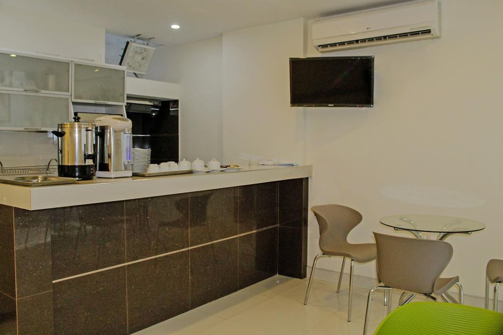 Bora Hotel Iquitos Eksteriør bilde